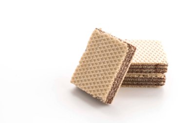 Beyaz arkaplanda çikolatalı gofret