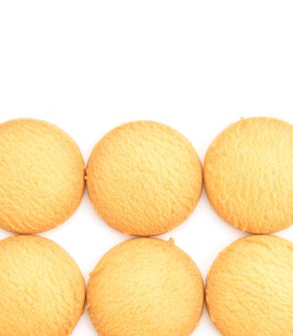 Beyaz arkaplanda tereyağlı kurabiye