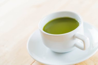 Tahta zemin üzerinde sıcak kibrit - Klasik film filtresi ile yumuşak odak