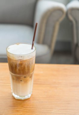 buzlu kahve fincanı 