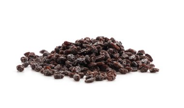 beyaz zemin üzerine kuru üzüm