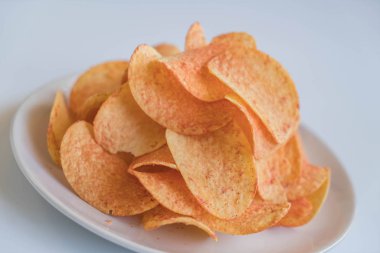 Tabakta patates cipsi