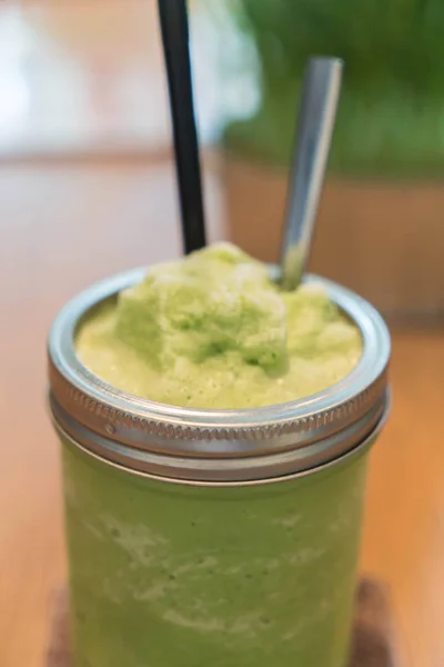 Matcha зеленый чай frappuchino — стоковое фото