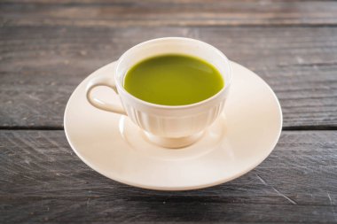 Tahta zemin üzerinde sıcak kibrit - Klasik film filtresi ile yumuşak odak