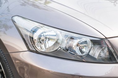 Araba kafa ışıkları