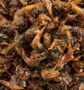 Baharatlı ve tatlı ustura deniz tarağı 