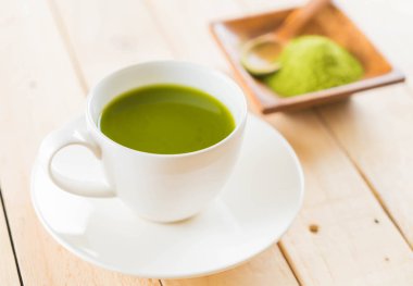 Tahta zemin üzerinde sıcak kibrit - Klasik film filtresi ile yumuşak odak