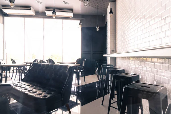 Empty coffee shop — Stock Photo, Image