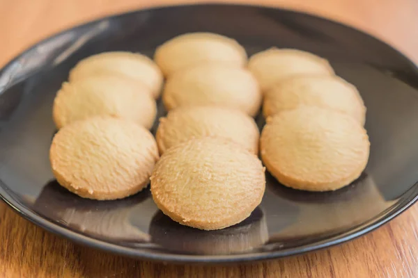 Smör cookies på tallrik — Stockfoto