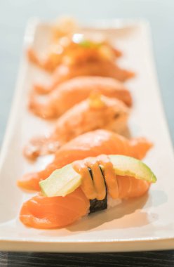 Somon nigiri - Japon yemekleri