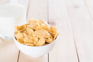 süt ve Mısır gevreği