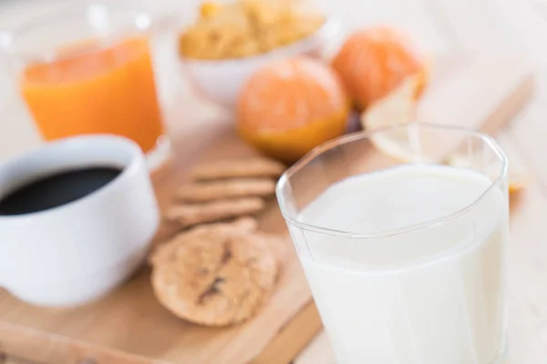 Mesa de desayuno conjunto —  Fotos de Stock