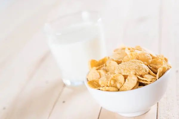 Leche y cereales — Foto de Stock