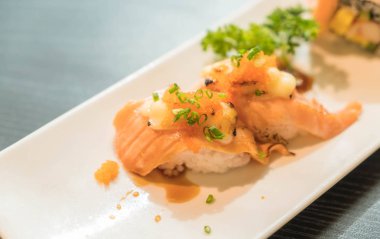 Somon peynir maki yandı