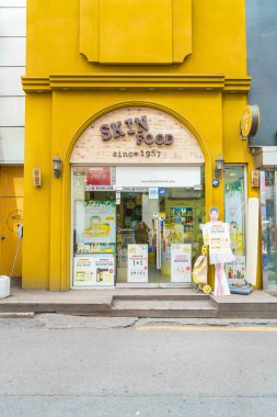 Güney Kore - 8 Mart 2016: Seoul City, Skinfood dükkanı bu soydan