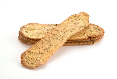 Sarımsak ve bitkisel ekmek dilimleri.