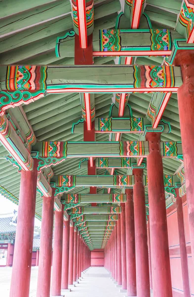 Changdeokgung Palast schöne traditionelle Architektur — Stockfoto