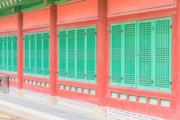 Όμορφη παραδοσιακή αρχιτεκτονική Changdeokgung Palace στη Σεούλ — Φωτογραφία Αρχείου