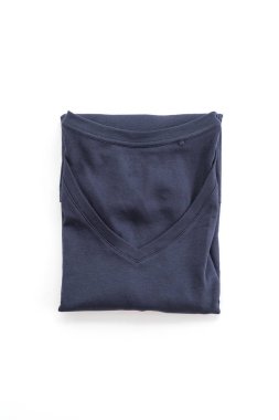 gömlek. katlanmış t-shirt 