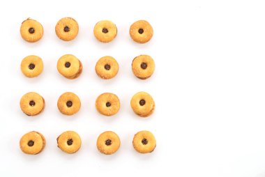 ananas reçeli ile bisküvi 