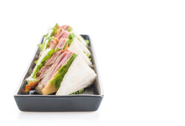 beyaz zemin üzerinde sandviç