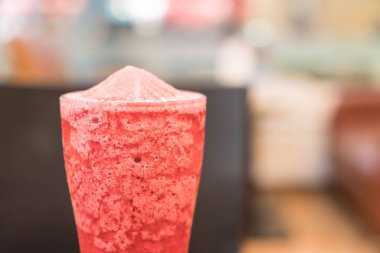 Mix Berry güler yüzlü