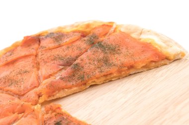 füme somon pizza
