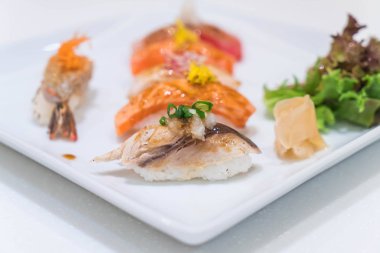 aburi nigiri seti