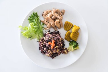 tahıl pirinç ile dut ve Kızartma domuz 