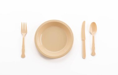 plastik tabak kaşık çatal ve bıçak