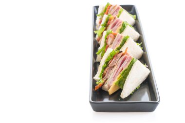 beyaz zemin üzerinde sandviç