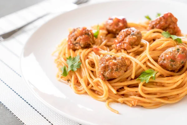 Espaguetis y albóndigas — Foto de Stock