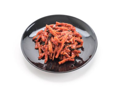 turp kimchi beyaz arka plan üzerinde