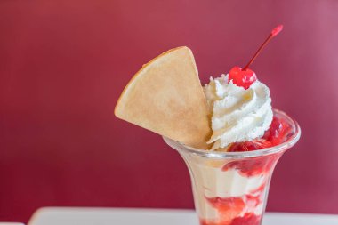 Çilekli dondurma dondurma Cafe