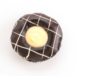 beyaz arkaplanda donut