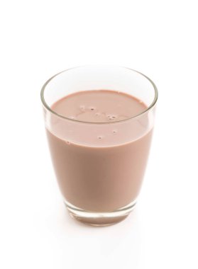 beyaz zemin üzerine çikolatalı süt