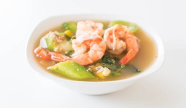 Tay baharatlı karides ile sebze çorbası karışık 
