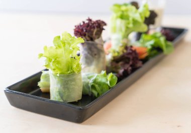 Taze sebze şehriye böreği