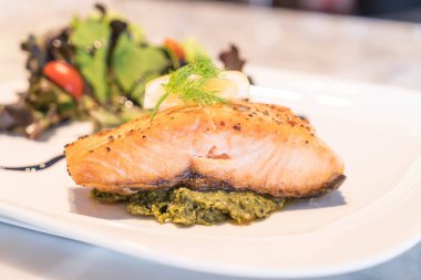 Somon biftek ızgara 