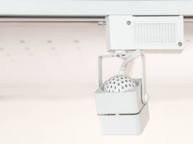 asılı tavan lambası 