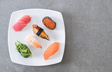 karışık sushi set