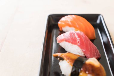 karışık sushi set