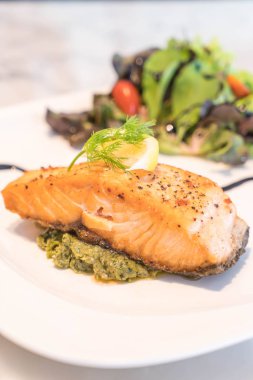 Somon biftek ızgara 