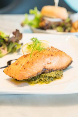 Somon biftek ızgara 