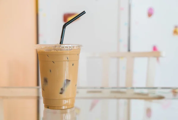 Iskaffe på kafé — Stockfoto