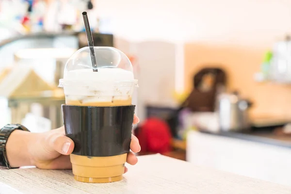 Caffè freddo in caffetteria — Foto Stock