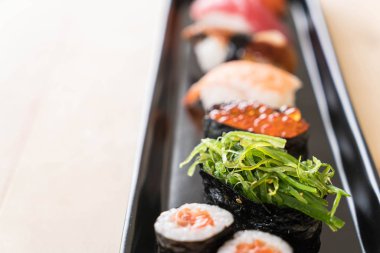 karışık sushi set