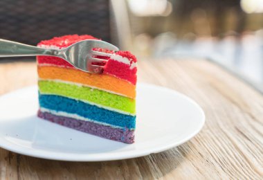 kadife gökkuşağı kek