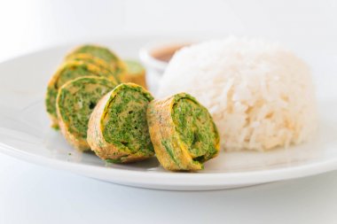 Akasya Pennata omlet Chili yapıştır ile