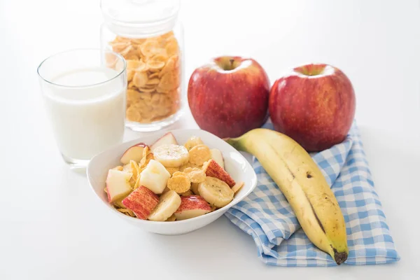 Milk, apple, banana and cornflakes — Stock Photo, Image